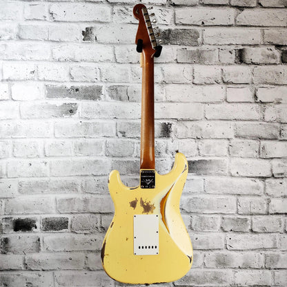 Fender Custom Shop Limited Edition '61 Stratocaster, Heavy Relic, Aged Vintage White Over 3-Colour Sunburst