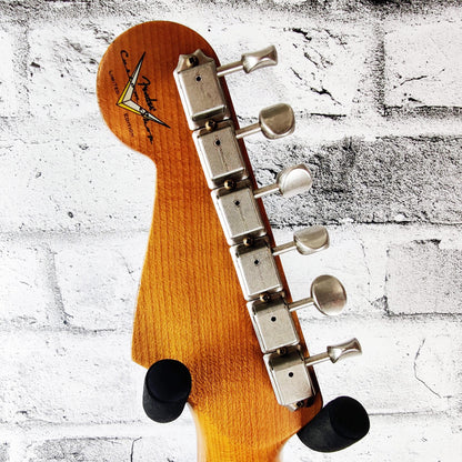 Fender Custom Shop Limited Edition '61 Stratocaster, Heavy Relic, Aged Vintage White Over 3-Colour Sunburst
