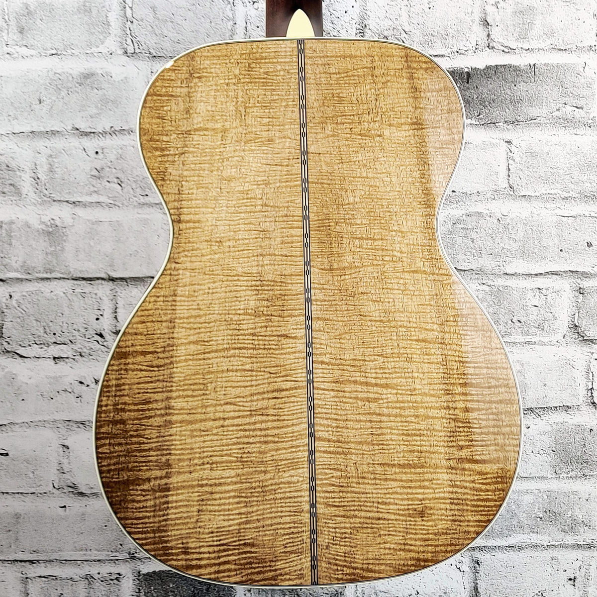 Martin Custom Shop 000, Style 28, Flamed Myrtle, Auditorium, Aging Toner