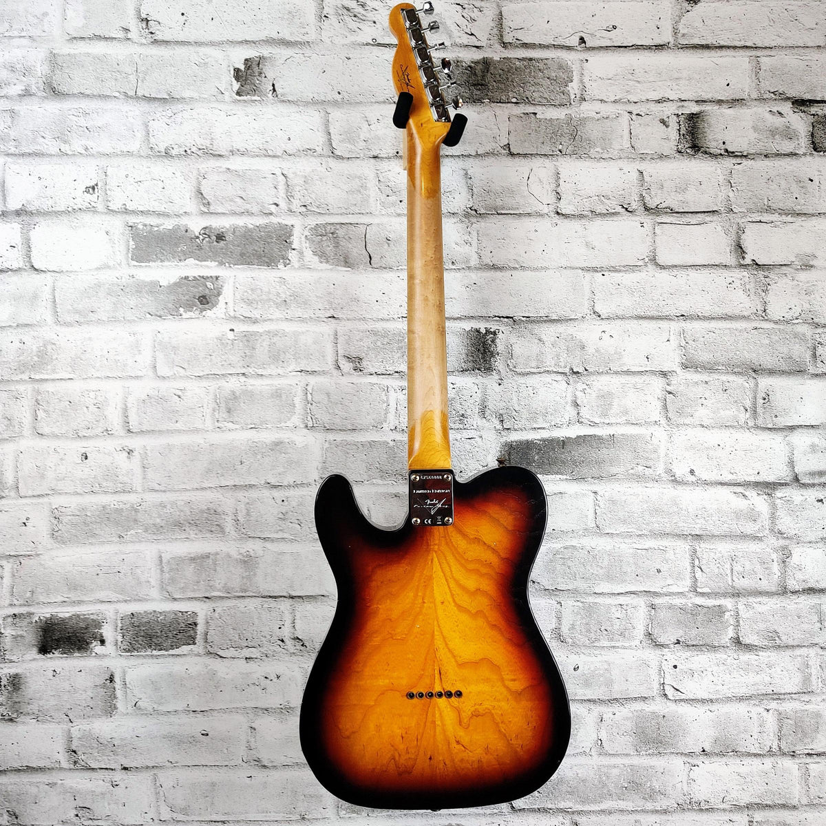 Fender Custom Shop Limited ’70S Telecaster Thinline Journeyman Relic, Bleached 3-Tone Sunburst
