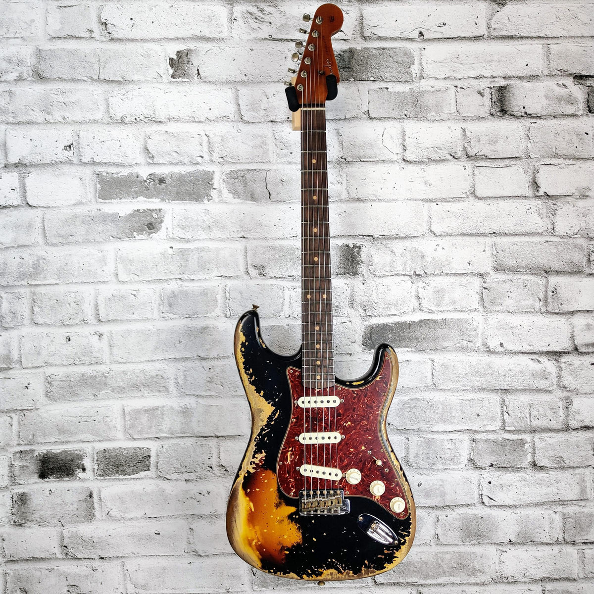 Fender Custom Shop  Limited Edition Roasted '61 Strat Super Heavy Relic, Flat-Lam Rosewood Fingerboard, Aged Black over 3-Color Sunburst