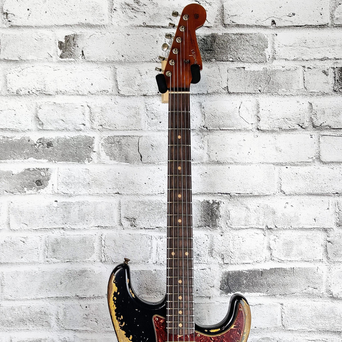 Fender Custom Shop  Limited Edition Roasted '61 Strat Super Heavy Relic, Flat-Lam Rosewood Fingerboard, Aged Black over 3-Color Sunburst