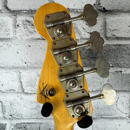 FENDER Custom Shop 1964 Jazz Bass Journeyman Relic, Aged Lake Placid Blue