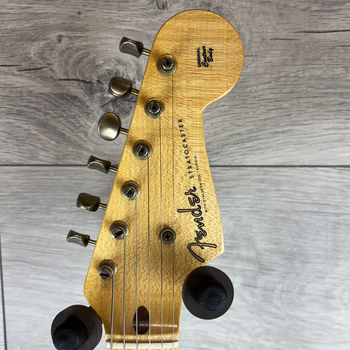 FENDER Custom Shop 1955 STRAT Journeyman, Aged Cherry Sunburst