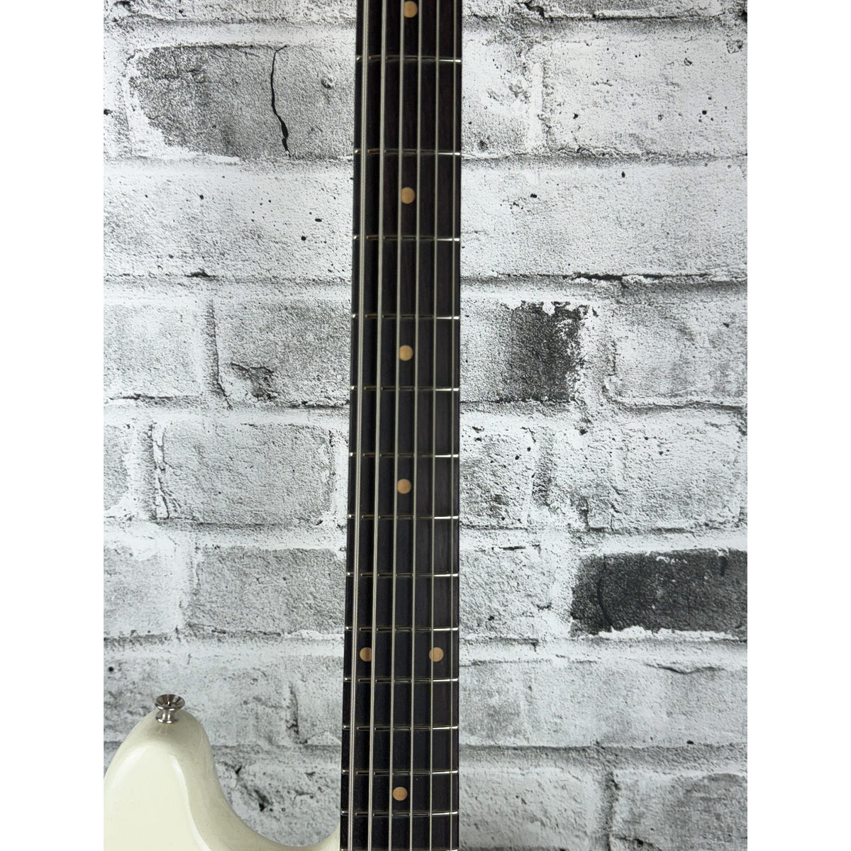FENDER Custom Shop Bass VI DLX Closet Classic, 3A Rosewood Fingerboard, Aged Olympic White