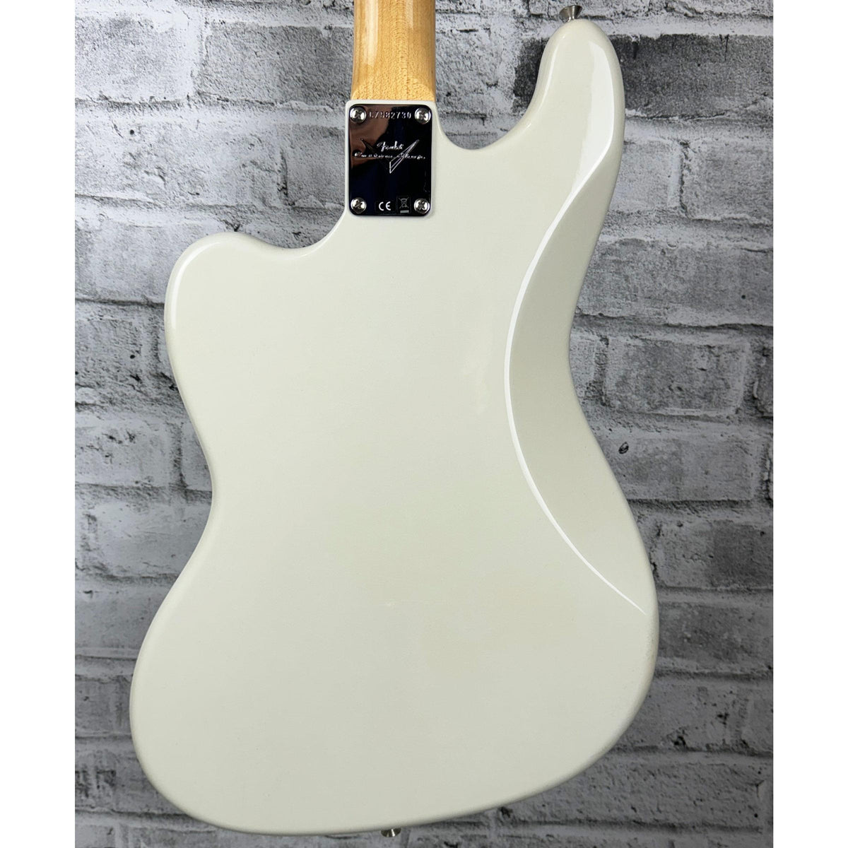 FENDER Custom Shop Bass VI DLX Closet Classic, 3A Rosewood Fingerboard, Aged Olympic White
