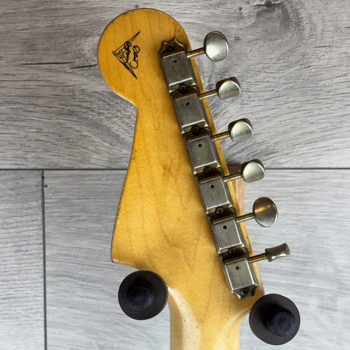 FENDER Custom Shop Master Built David Brown W25 65 Jazzmaster Relic, Black RW