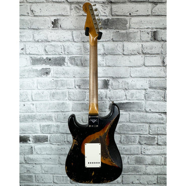 FENDER Custom Shop 1963 Stratocaster Super Heavy Relic, 3A Rosewood Fingerboard, Super Faded Aged Black over 3-Color Sunburst
