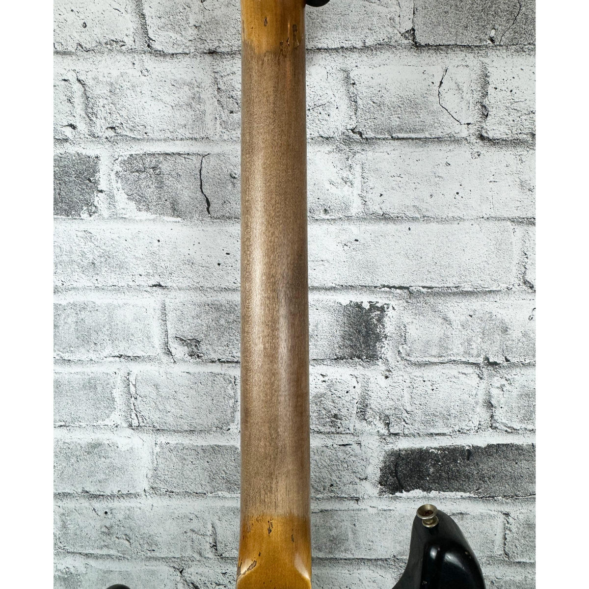 FENDER Custom Shop 1963 Stratocaster Super Heavy Relic, 3A Rosewood Fingerboard, Super Faded Aged Black over 3-Color Sunburst