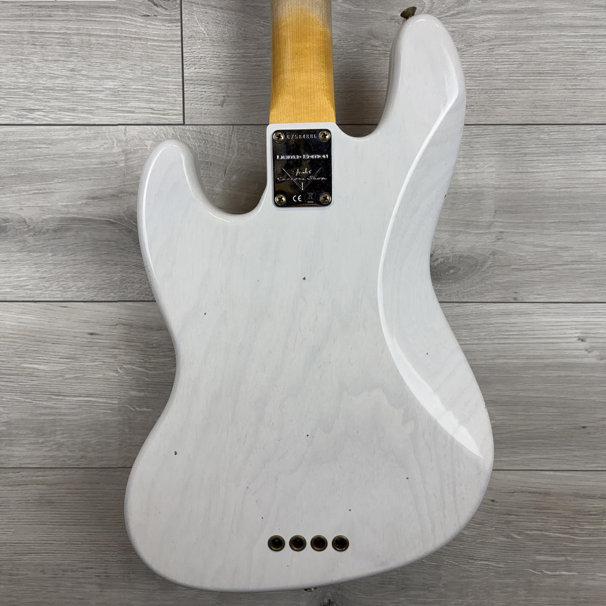 FENDER Custom Shop Limited Edition Jazz Bass Special Journeyman Relic, Rosewood Fingerboard, White Blonde