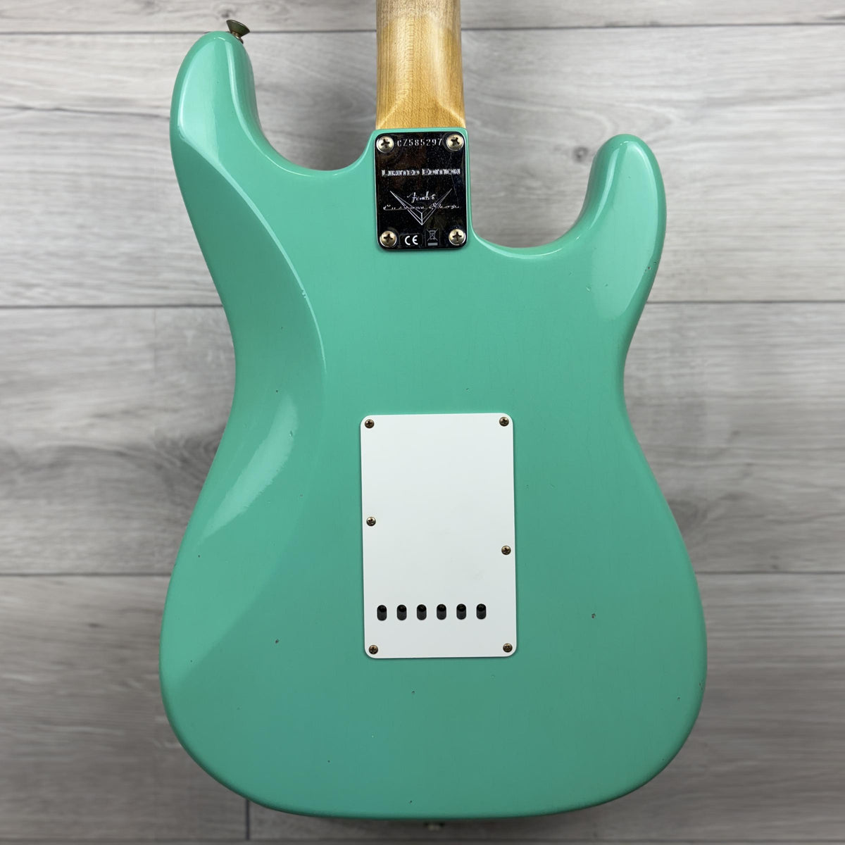 FENDER Custom Shop '62/'63 Stratocaster Left Hand Journeyman, Aged Sea Foam Green