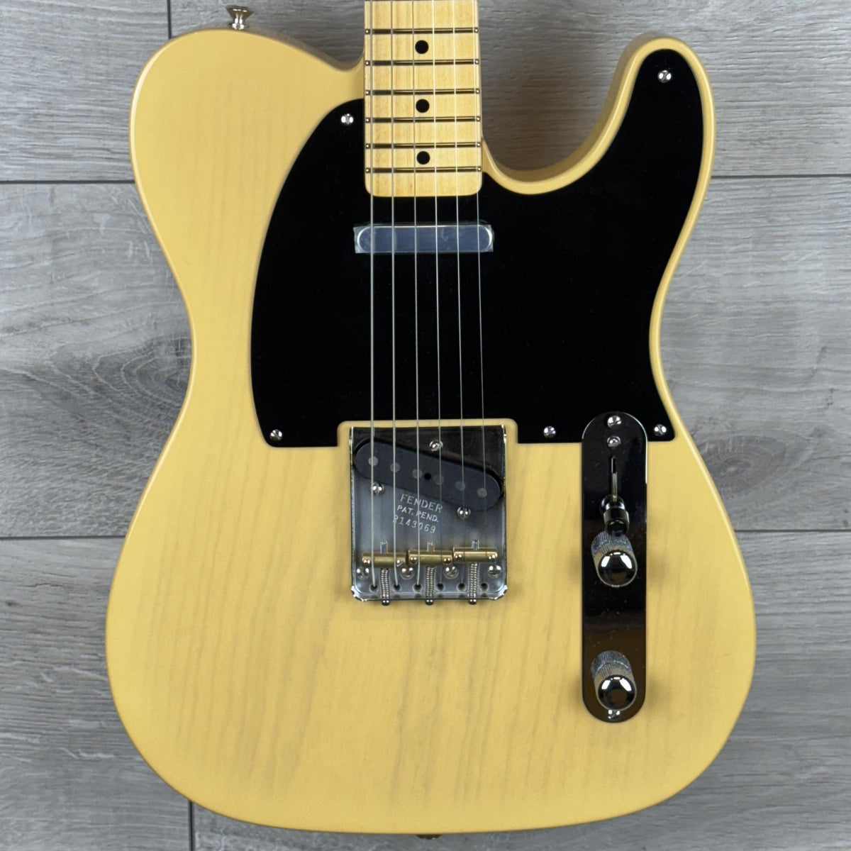 FENDER Custom Shop 1951 Nocaster NOS, 1-Piece Rift Sawn Maple Neck, Aged Nocaster® Blonde