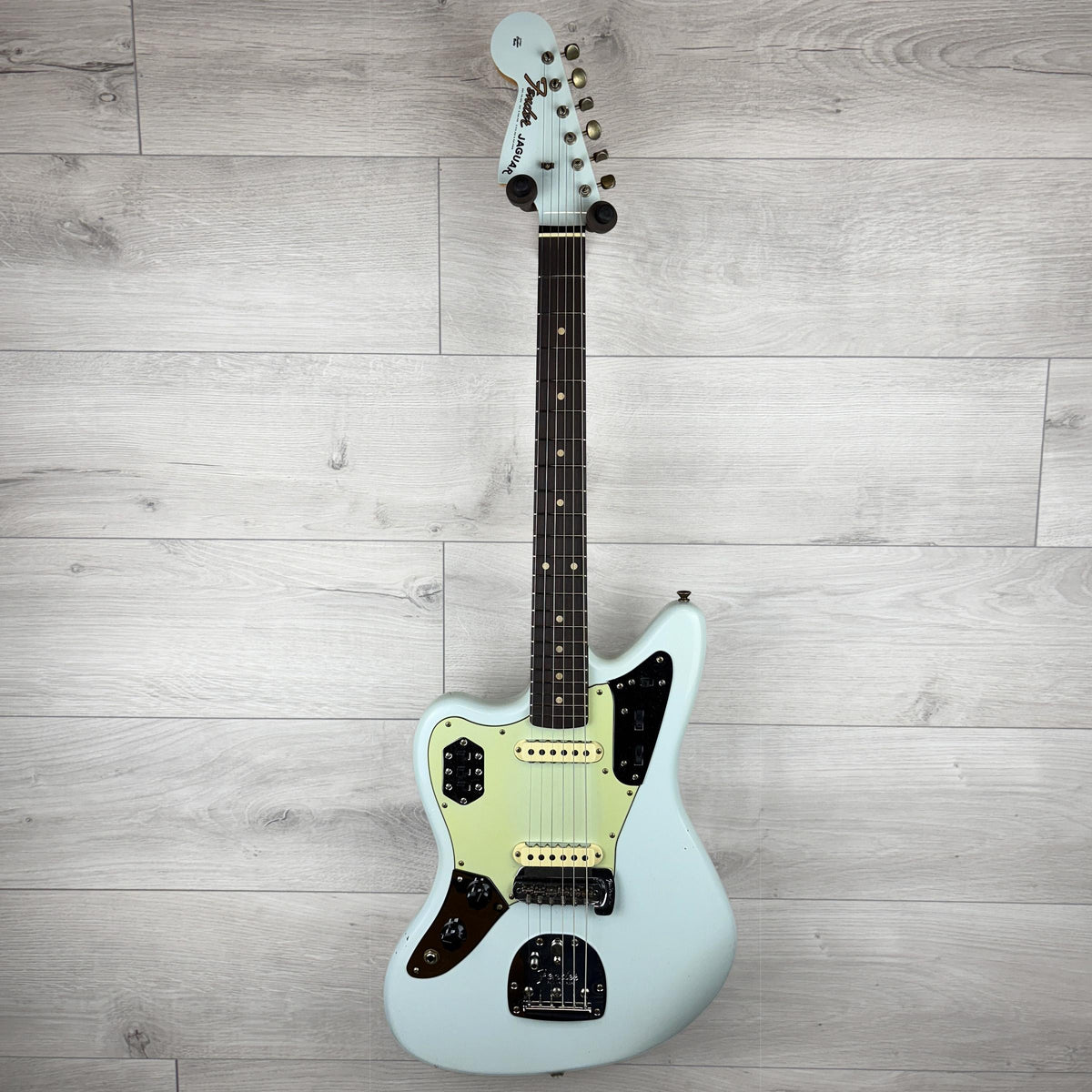 FENDER Custom Shop 1963 JAGUAR Left Hand Journeyman, Super Faded Aged Sonic Blue