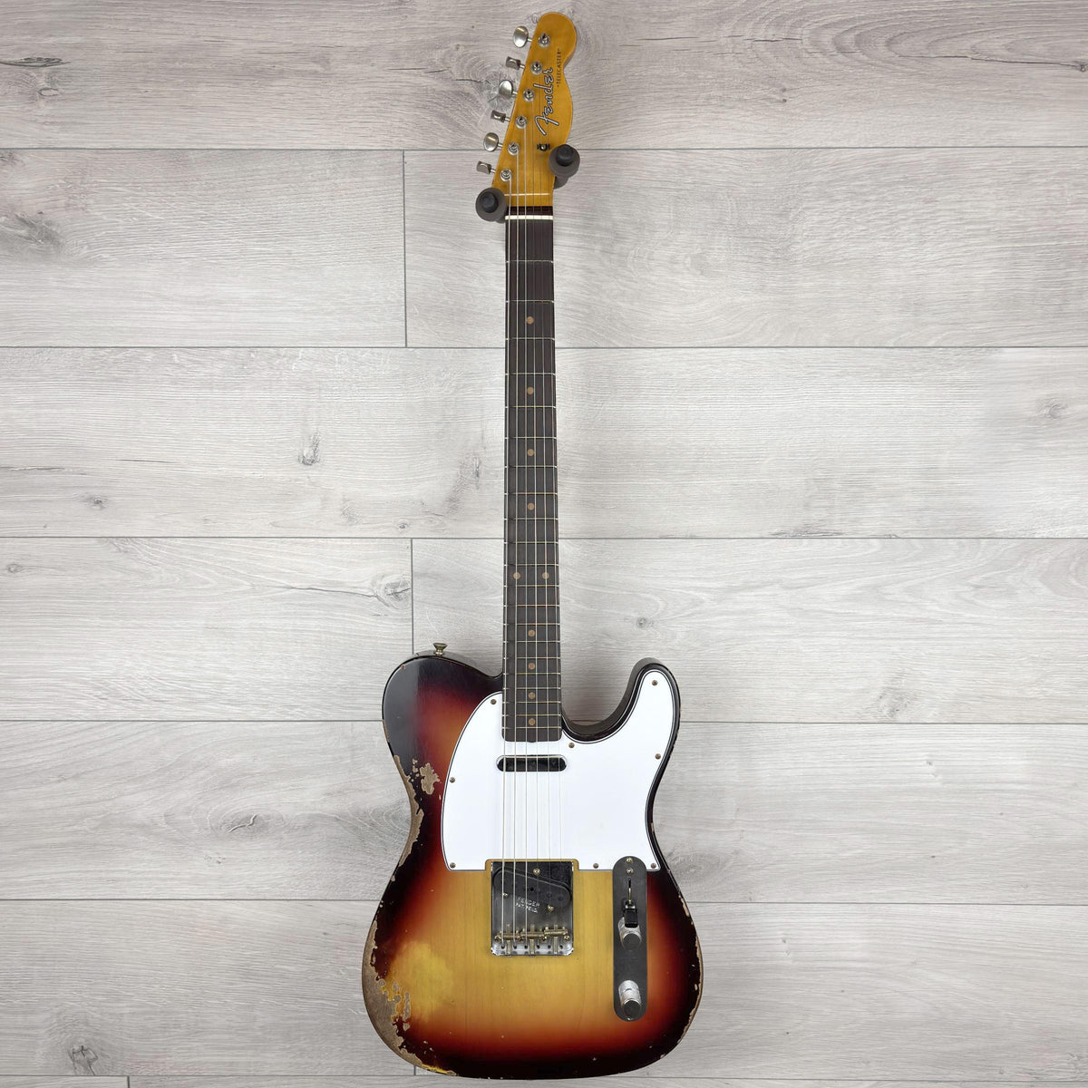 FENDER Custom Shop 61 Telecaster Heavy Relic RW, Chocolate 3-Tone Sunburst