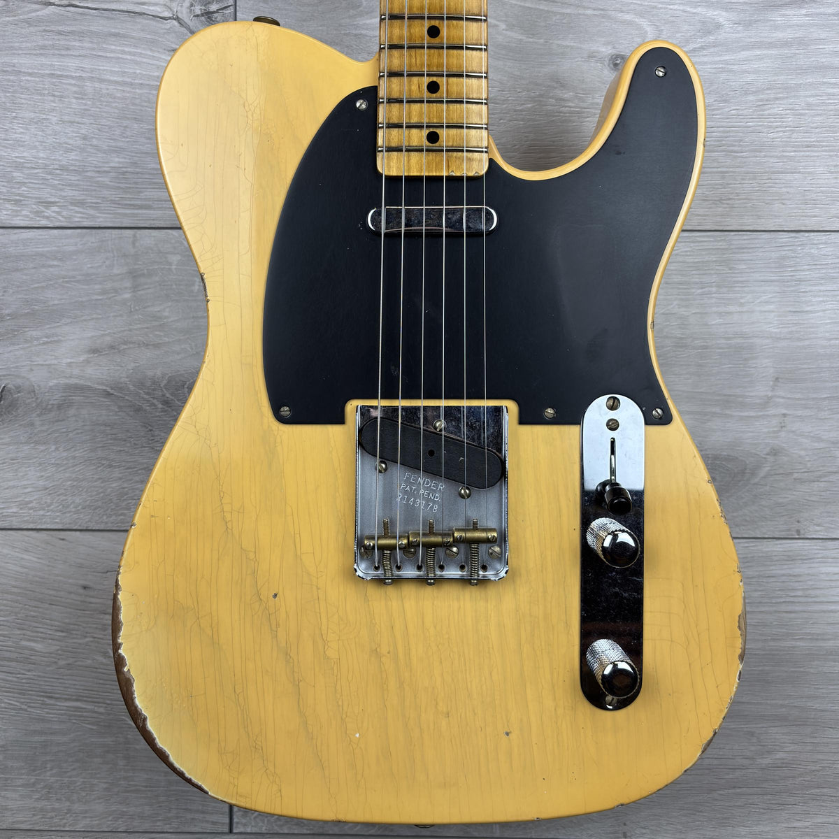 FENDER Custom Shop 51 Nocaster Relic, Faded Aged Nocaster Blonde