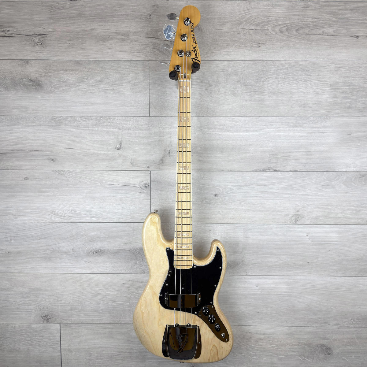 FENDER Custom Shop 1975 Jazz Bass NOS, Maple Fingerboard, Faded Natural