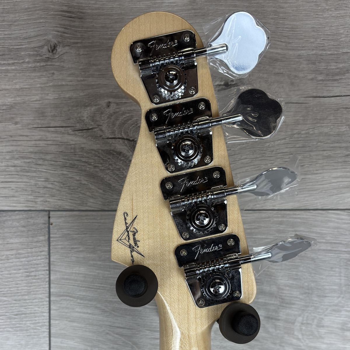 FENDER Custom Shop 1975 Jazz Bass NOS, Maple Fingerboard, Faded Natural
