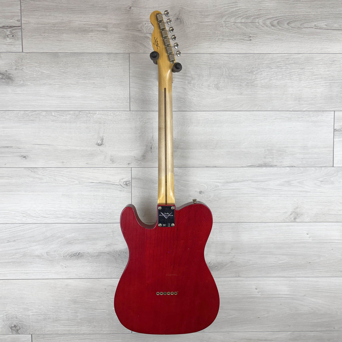 FENDER Custom Shop 1951 Nocaster Journeyman Relic, 1-Piece Rift Sawn Maple Neck, Aged Crimson Transparent