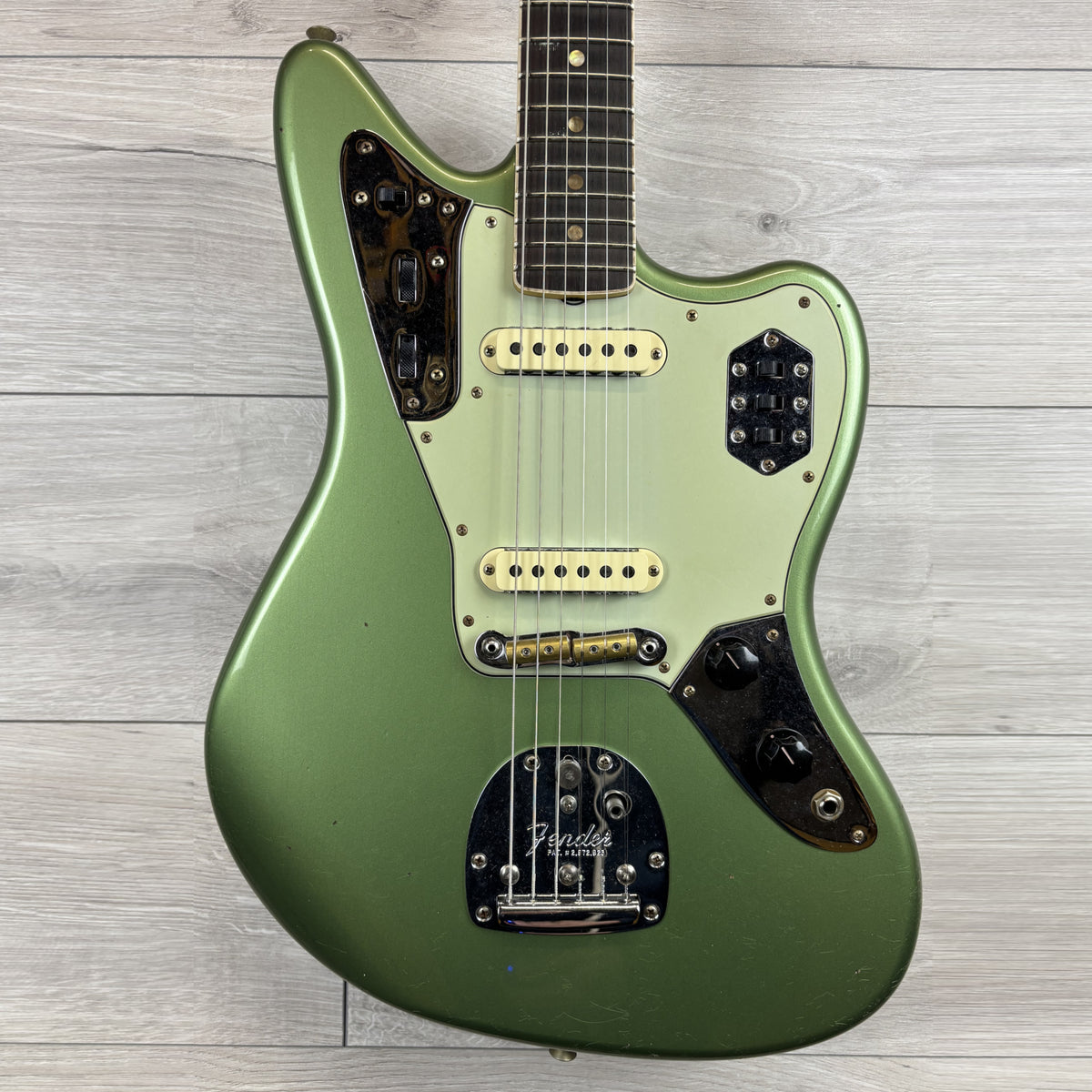 FENDER 1965 Jaguar Journeyman Relic, 3A Rosewood Fingerboard, Super Faded Olive Green Metallic