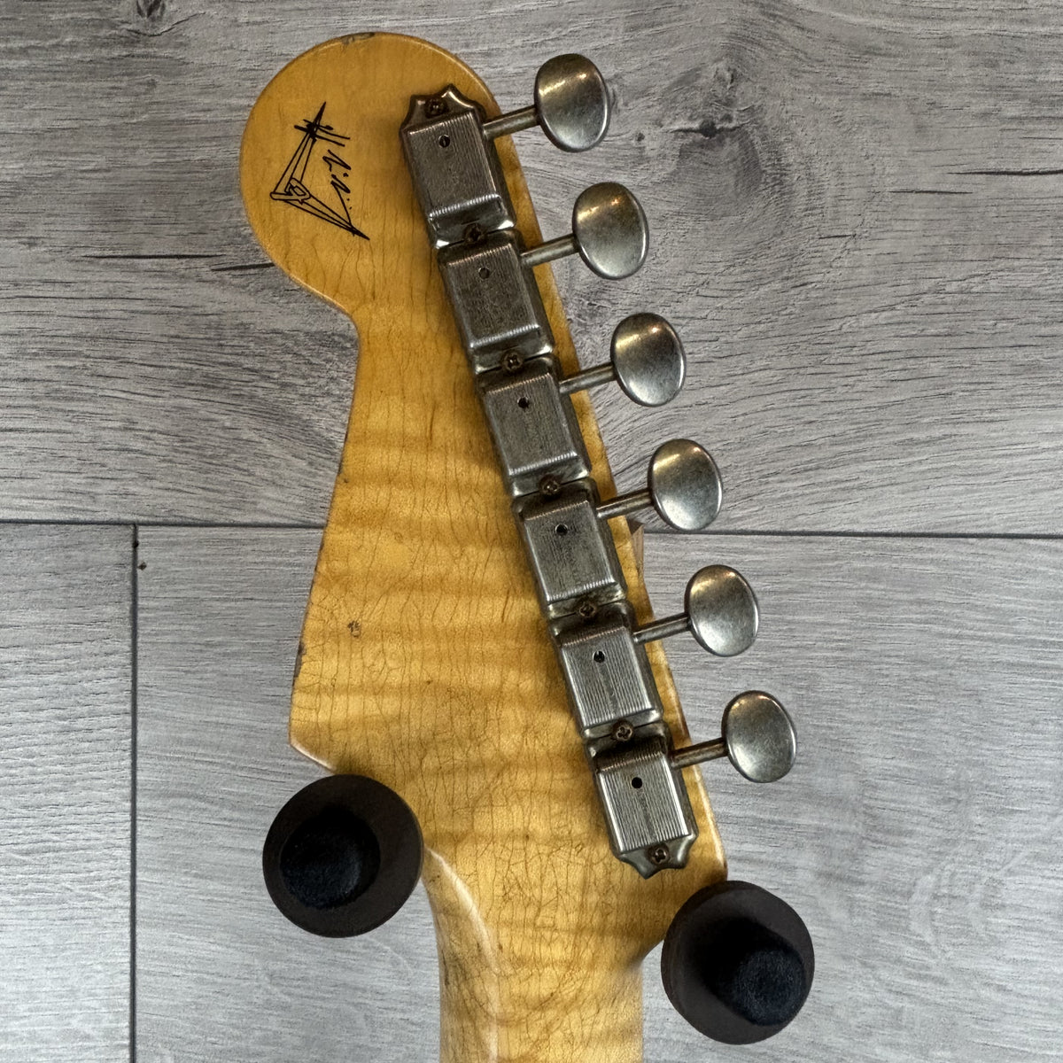 FENDER Custom Shop Masterbuilt Kyle McMillin '59 Transition Stratocaster Journeyman Relic, 3A Rosewood Fingerboard, Aged Chocolate 3-Color Sunburst