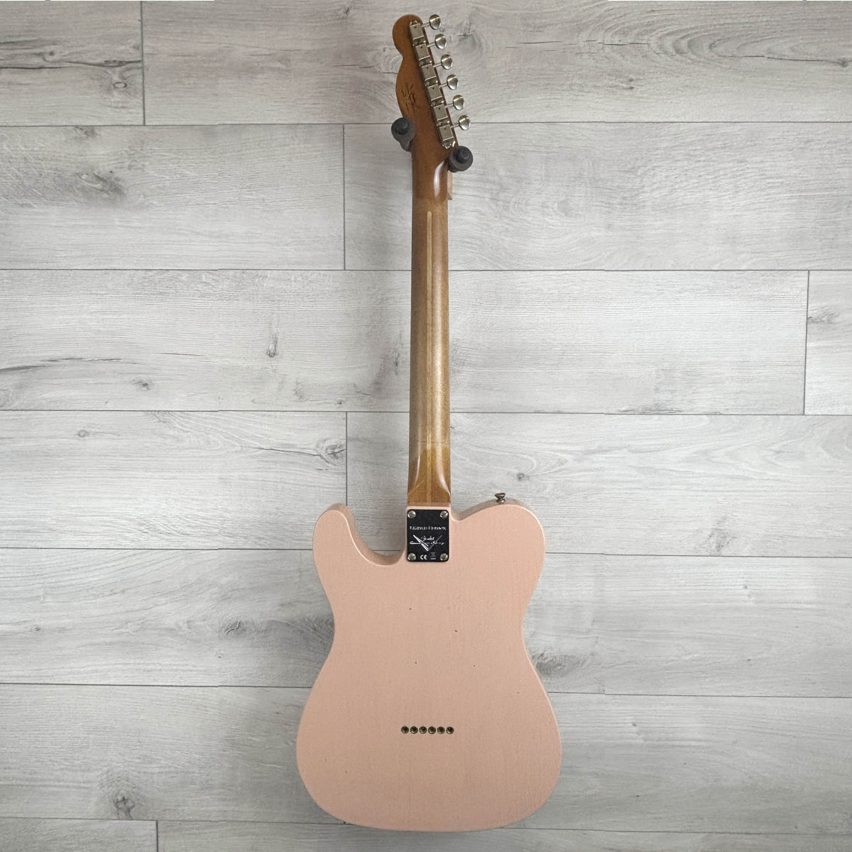 FENDER Custom Shop Limited Edition Roasted Reverse '50s Telecaster Journeyman Relic, 1-Piece Roasted Quartersawn Maple Neck, Aged Shell Pink