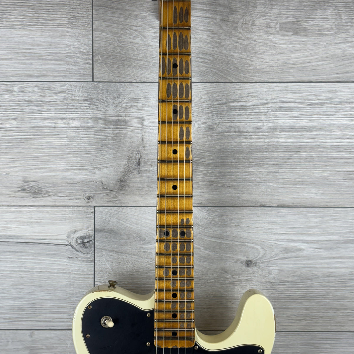 FENDER Custom Shop 1970s Tele Custom Heavy Relic, Quartersawn Maple Fingerboard, Aged India Ivory