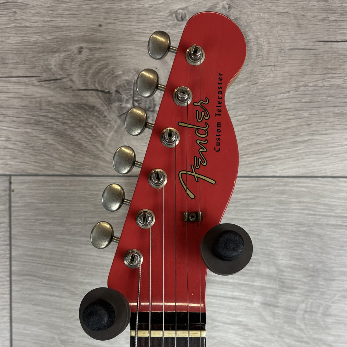 FENDER Custom Shop Limited Edition CuNiFe Bigsby Tele Custom Journmeyman Relic, 3A Rosewood Fingerboard, Fiesta Red with Matching Headcap