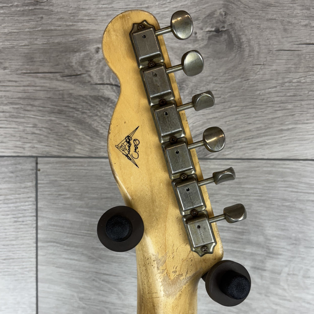 FENDER Custom Shop Masterbuilt David Brown '52 Telecaster Heavy Relic, 1-Piece Maple Neck, Butterscotch Blonde