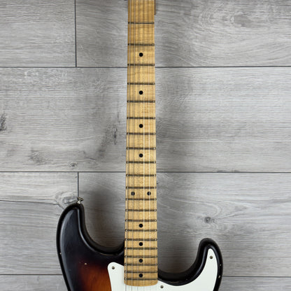 FENDER Custom Shop Masterbuilt Kyle McMillin 1958 Ash Stratocaster Journeyman Relic, 1-Piece 2A Quartersawn Maple Neck, Faded Aged Chocolate 3-Color Sunburst