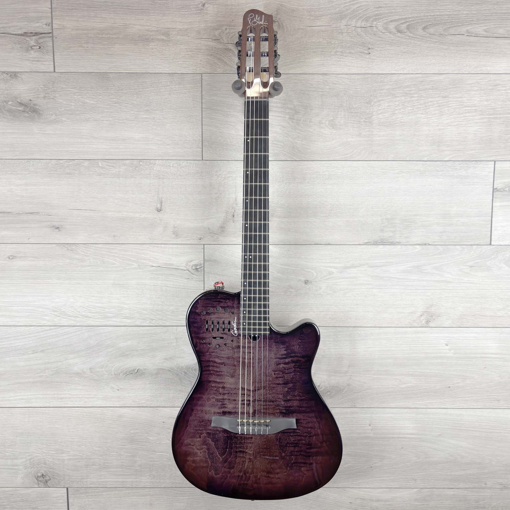 GODIN Multiac Nylon Deluxe LTD Edition, Purple - (One of a kind)