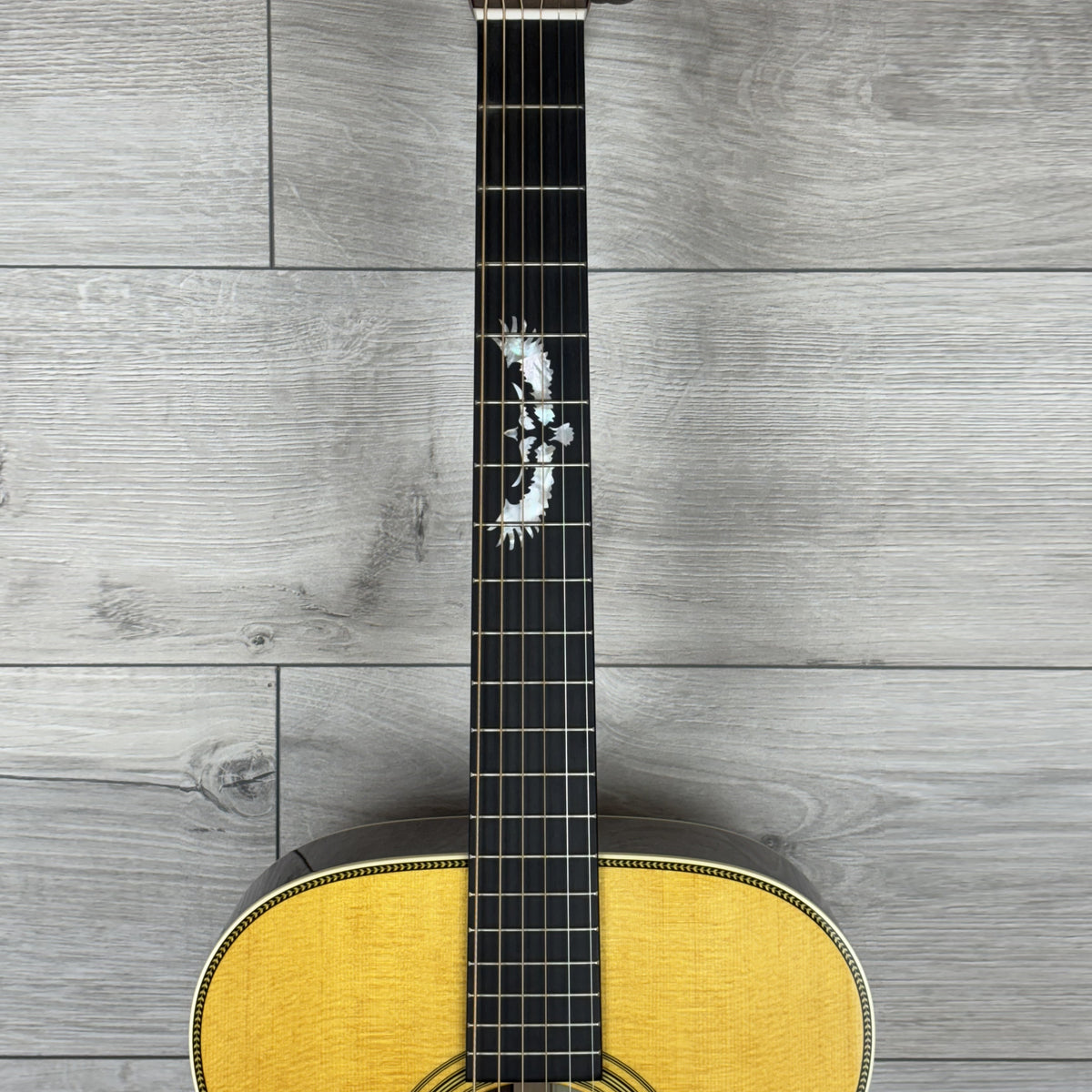 MARTIN Custom Artist 000-28 Shawn Mendes, Antique Toner