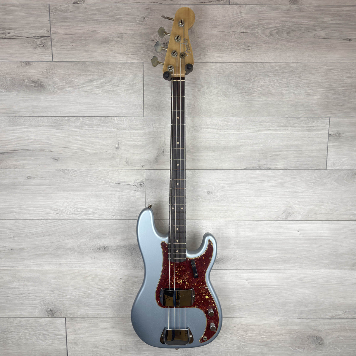 FENDER Custom Shop 60 Precision BASS Journeyman HW, Faded Ice Blue Metallic