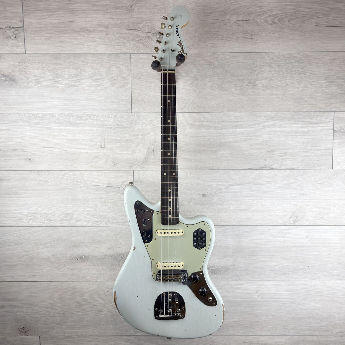 FENDER Custom Shop 63 JAGUAR Relic, Super Faded Aged Sonic Blue