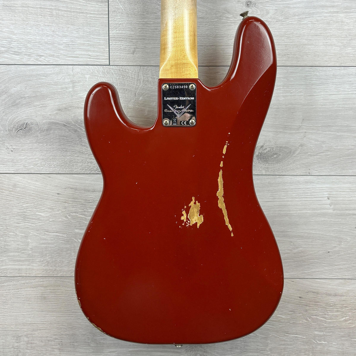 FENDER Custom Shop Limited Edition P-Jazz Bass Relic, 1-Piece Quartersawn Maple Neck Fingerboard, Aged Cimarron Red