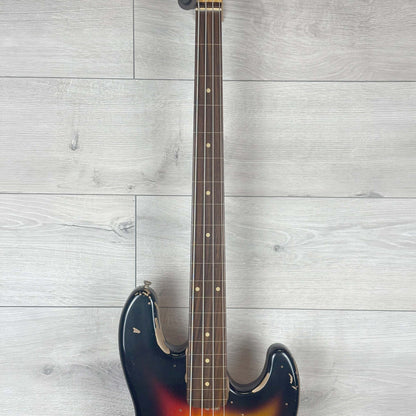 FENDER Custom Shop Jaco Pastorius Tribute Fretless Jazz Bass, Rosewood Fingerboard, 3-Color Sunburst