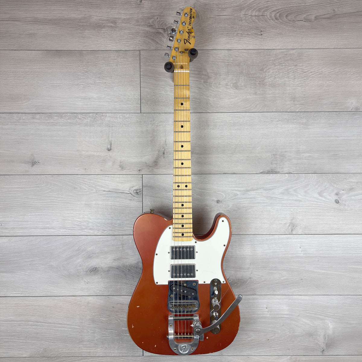 FENDER Custom Shop Limited Edition Masterbuilt Mike Campbell 1972 “Red Dog” Telecaster, Faded Aged Candy Cola ( 1 of 75 Worldwide)