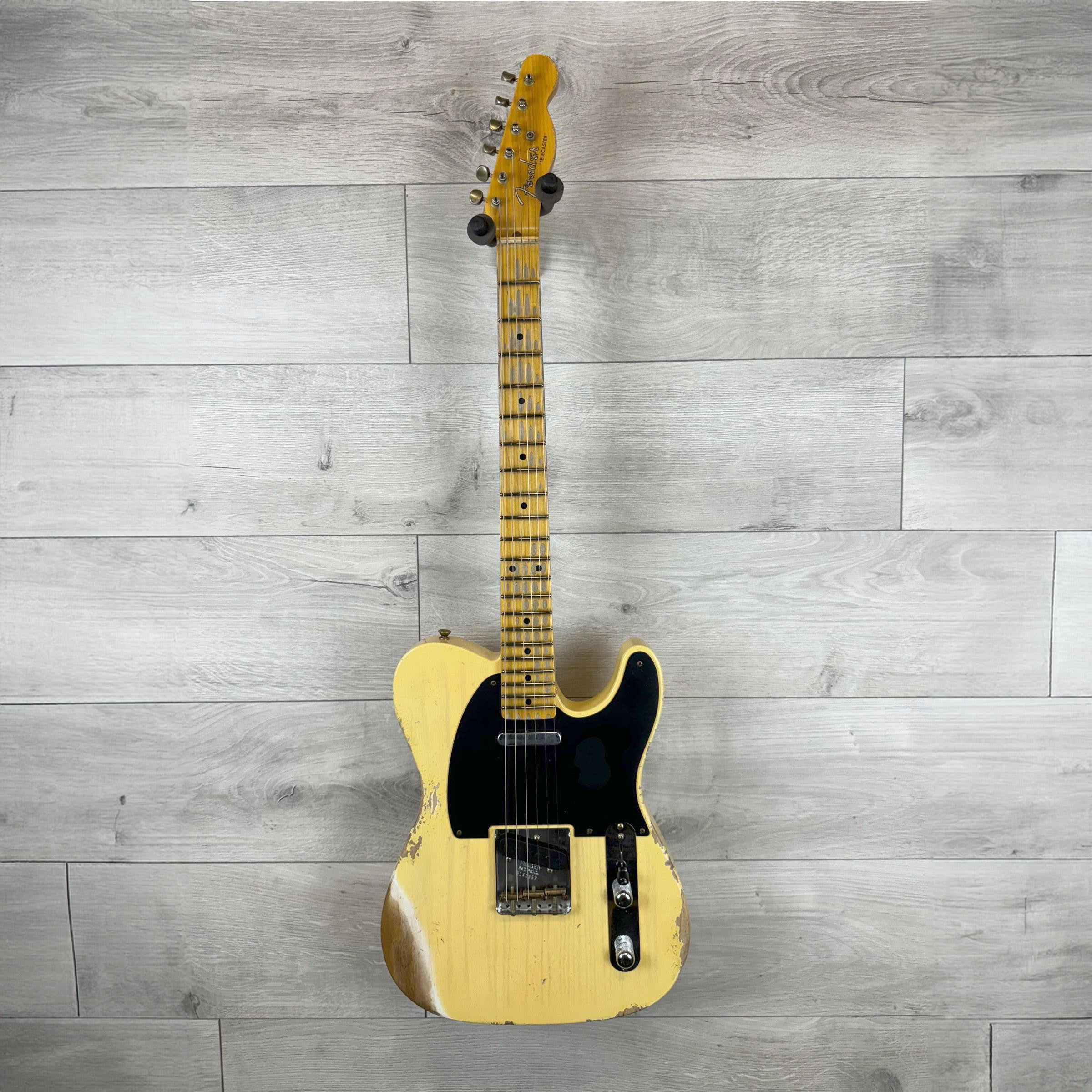 FENDER Custom Shop 1954 Telecaster Heavy Relic, 1-Piece Rift Sawn Maple Neck Fingerboard, Faded Aged Nocaster Blonde