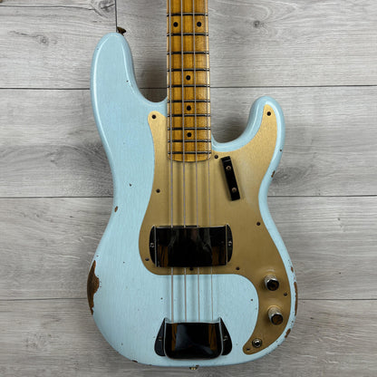 FENDER Custom Shop 1958 Precision Bass Relic, 1-Piece Quartersawn Maple Neck Fingerboard, Aged Sonic Blue