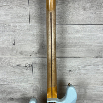 FENDER Custom Shop 1958 Precision Bass Relic, 1-Piece Quartersawn Maple Neck Fingerboard, Aged Sonic Blue