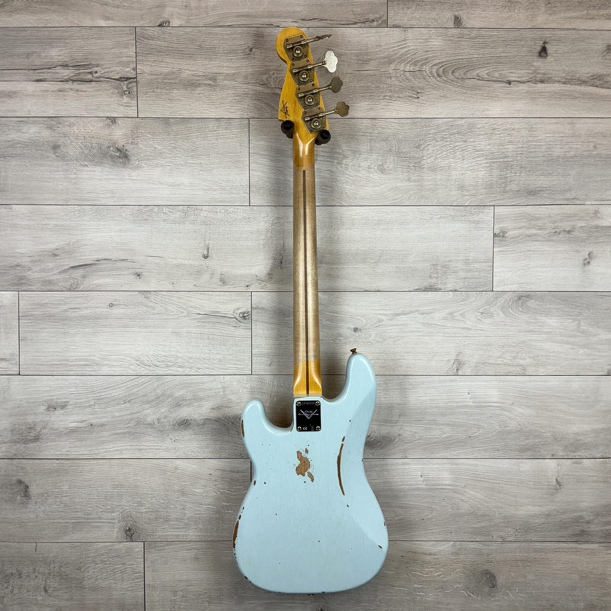 FENDER Custom Shop 1958 Precision Bass Relic, 1-Piece Quartersawn Maple Neck Fingerboard, Aged Sonic Blue