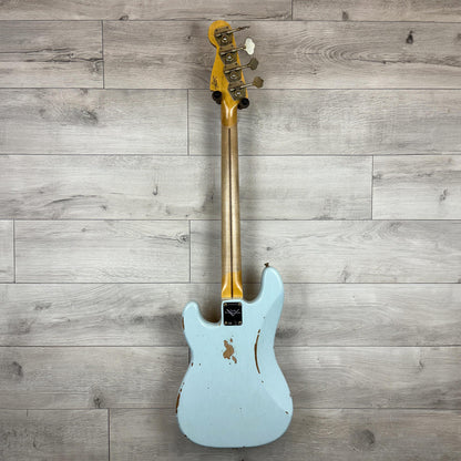 FENDER Custom Shop 1958 Precision Bass Relic, 1-Piece Quartersawn Maple Neck Fingerboard, Aged Sonic Blue